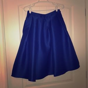 Royal blue skirt with pockets! Never worn!!